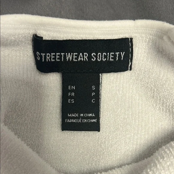 White Ribbed Women's Top - Picture 2 of 4